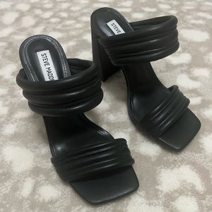 Steve Madden Black Heels Size 8.5